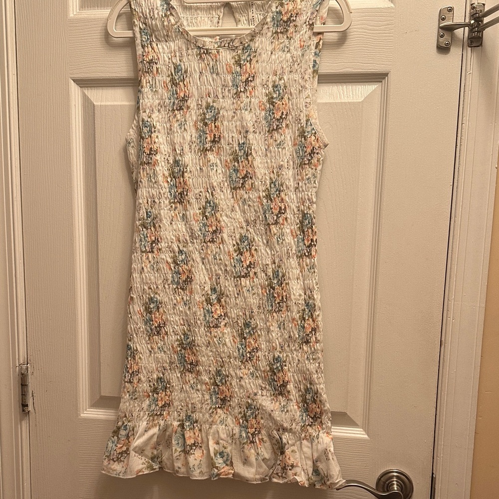 American Eagle NWT Size Small Floral Ruffle Hem Dress